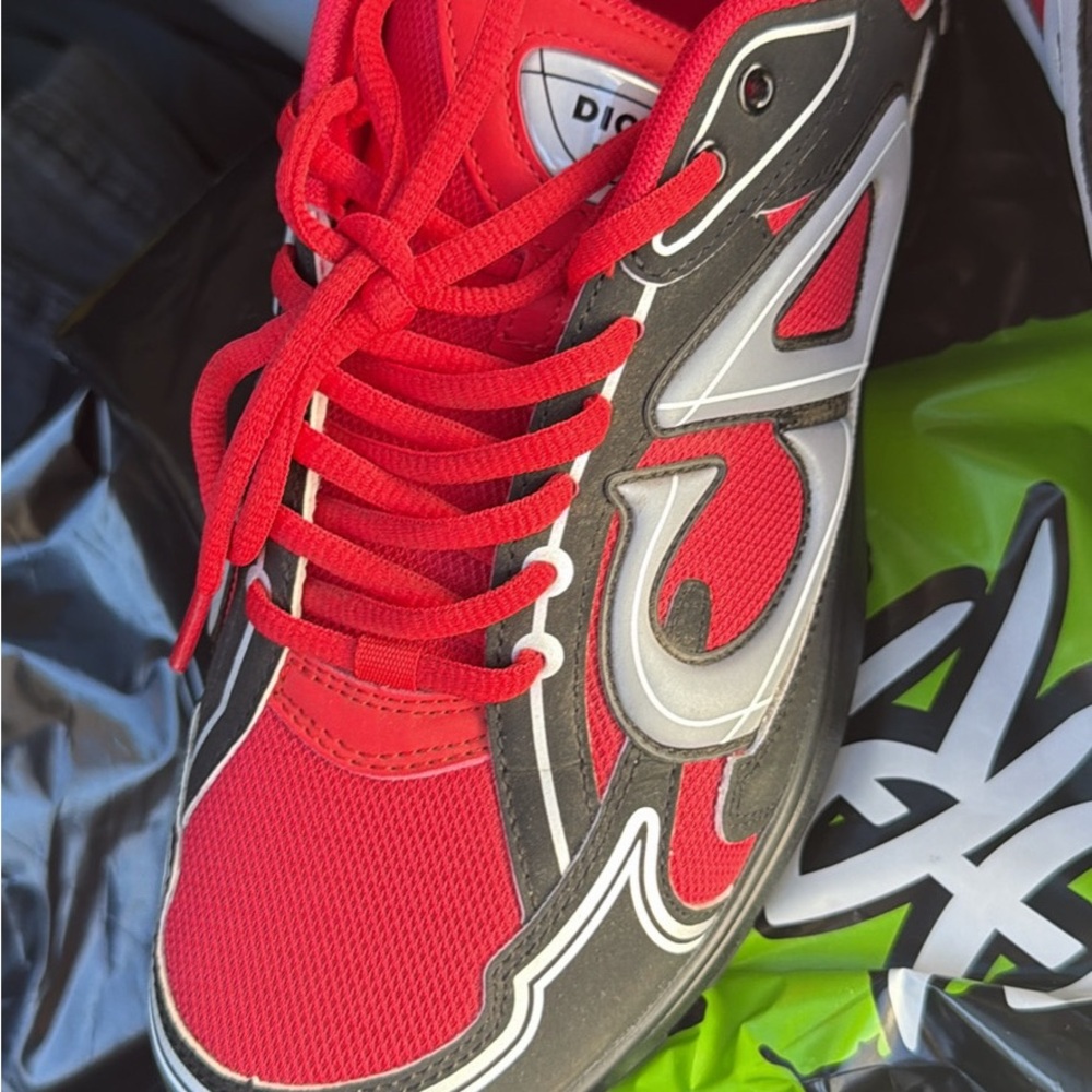 Dior Dynamic Red and Black Sneakers - Picture 1 of 3